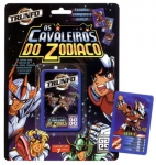 
						Versão do famoso jogo Super Trunfo, com personagens do desenho animado Os Cavaleiros do Zodíaco. Escolha uma característica; compare as cartas de todos os jogadores; e quem tiver o maior valor leva todas as cartas em disputa. Ganha quem conseguir todas as cartas.					
				 -  Jogos Familiares -  Jogo de Cartas; Humor; Dedução -  Administração de Cartas; Controle/Influência de Área