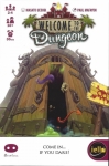 
						Dungeon of Mandom é um jogo de pressione-sua-sorte em que 2-4 jogadores se revezam desafiando um ao outro para entrar em um calabouço com menos equipamentos, quando começa a encher o calabouço com monstros. Os jogadores podem ganhar o jogo ao vencer duas rodadas ou ser eliminado do jogo por perder duas rodadas. Cada jogador tem uma carta de dupla face que tem um lado branco e um lado vermelho. A primeira vitória gira a carta de jogador pela lateral e a 1º perda vira a carta para o lado vermelho. A segunda perda será o jogador jogando a carta de volta na caixa.<br />
<br />
					
				 -  Jogos Festivos -  Blefe; Jogo de Cartas; Fantasia -  Eliminação de Jogadores; Force sua sorte